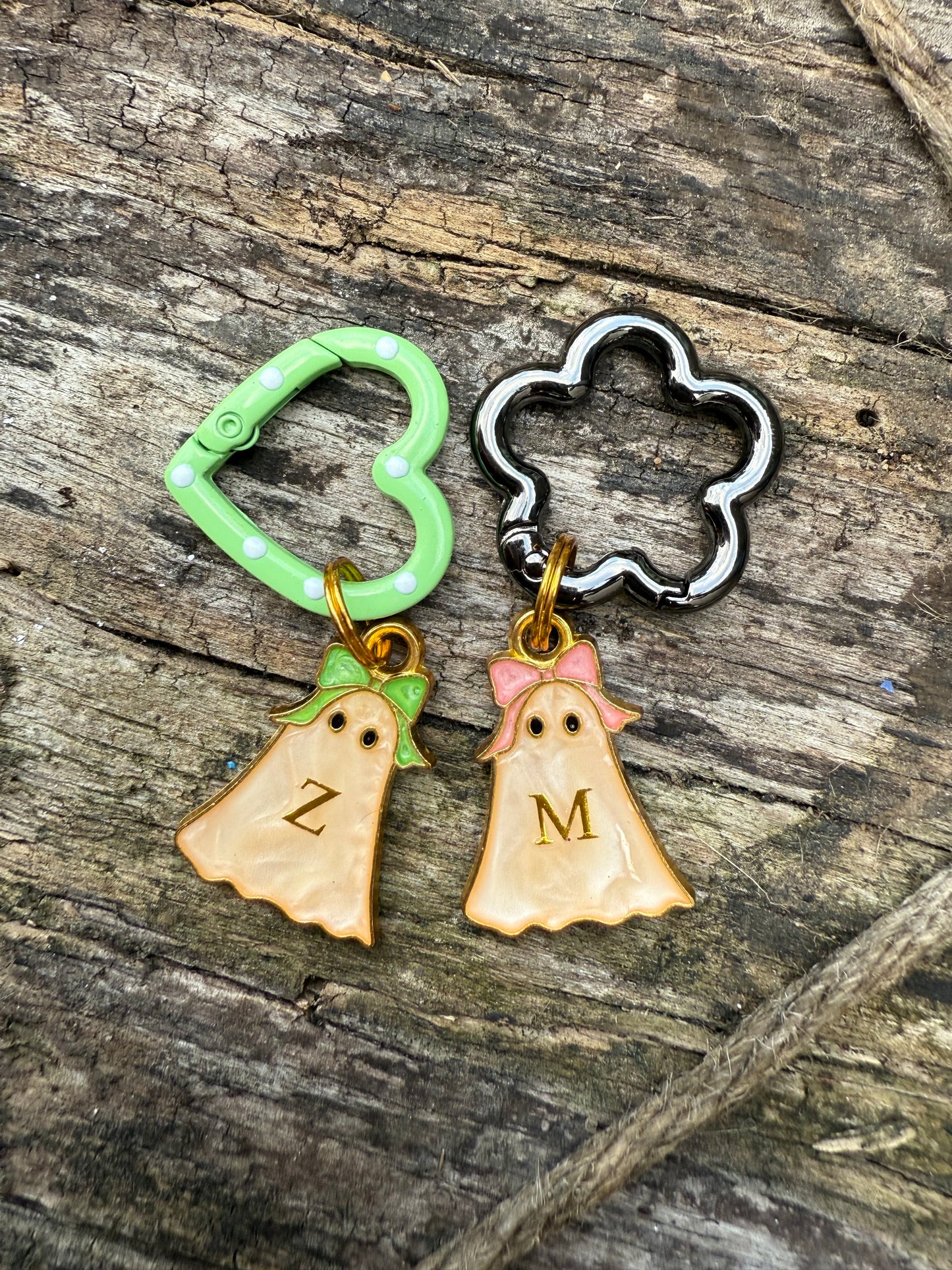 Mini Ghosties (Resin Tag)