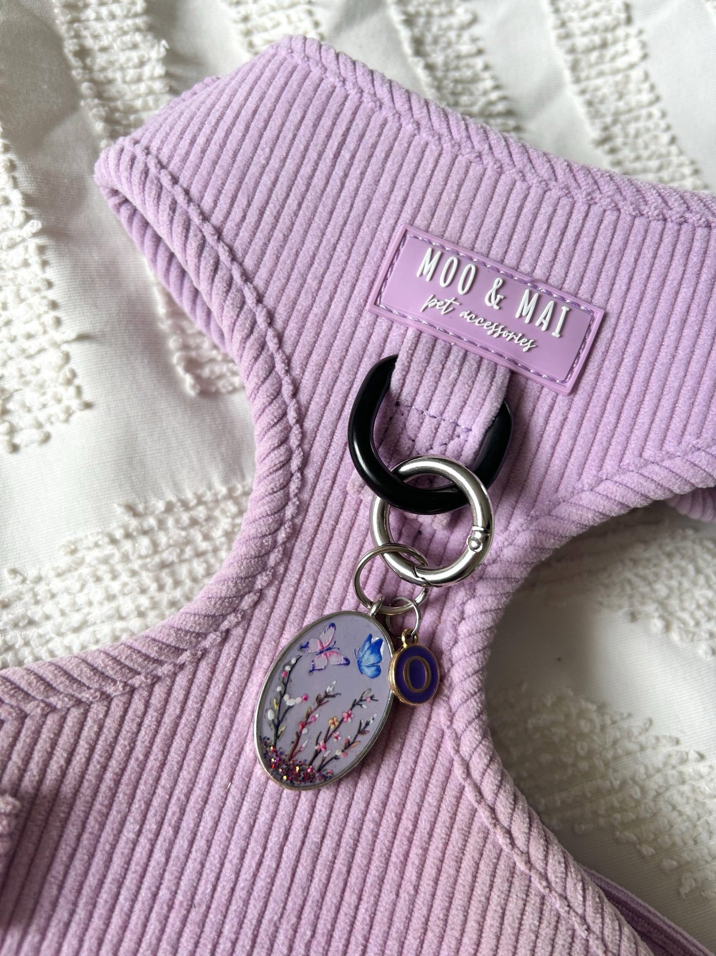 Wings In Bloom (oval shape) (Resin Tag)