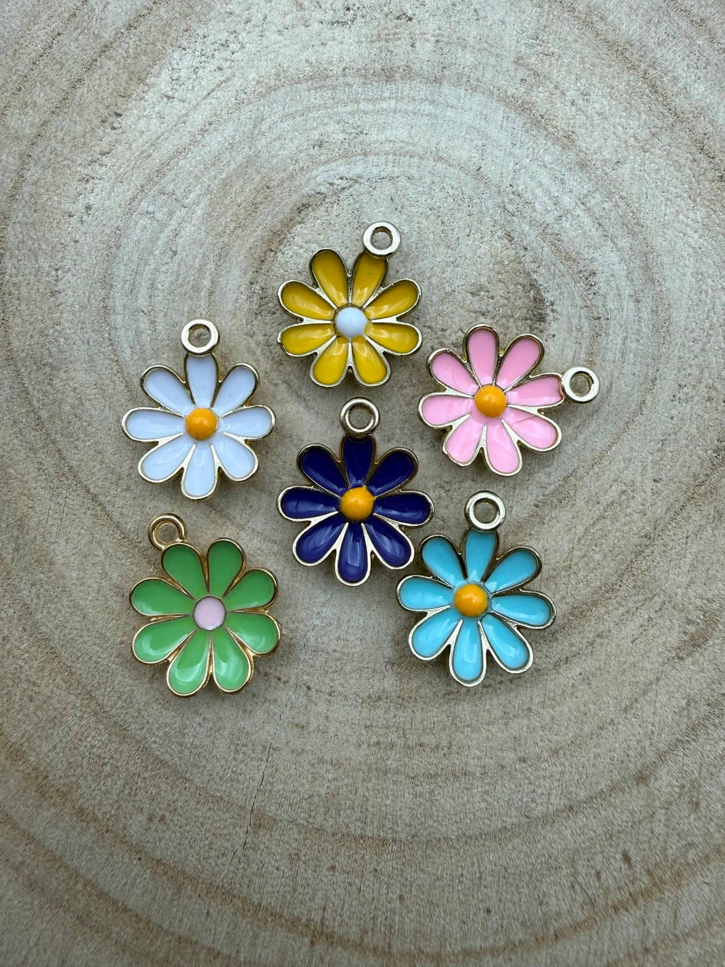 Daisy Charm