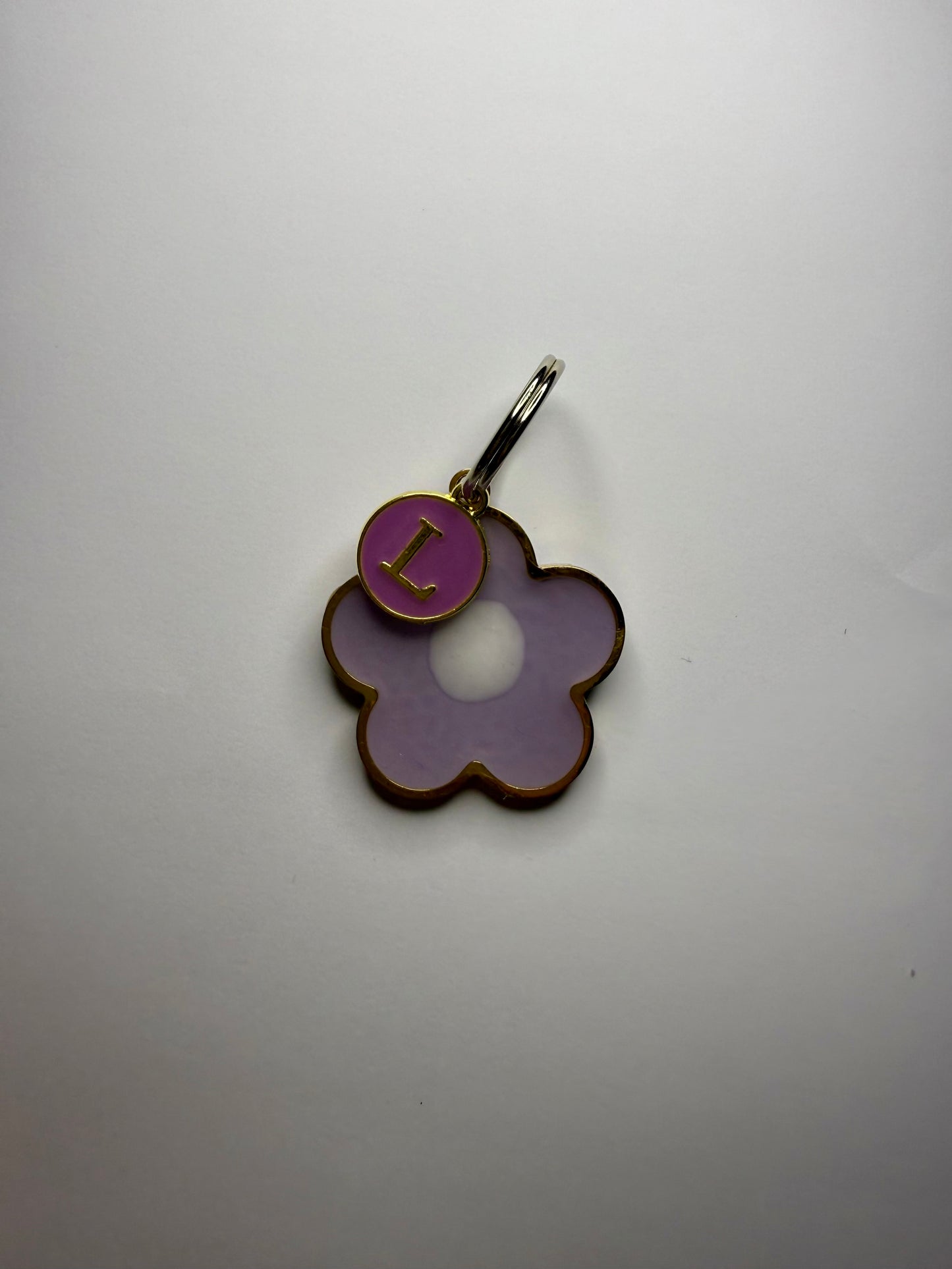 Resin Daisy & Charm