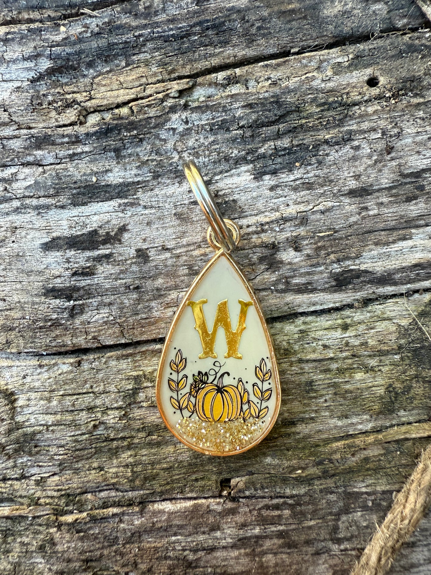 Pumpkin Petals (Resin Tag)